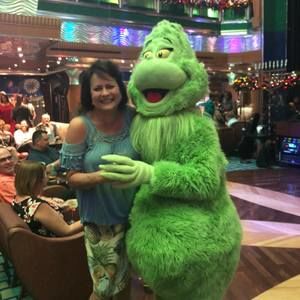 Meet your Posher, Angie